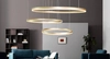Złota lampa wisząca Halo LED 130W 3000k rings nad stół do jadalni