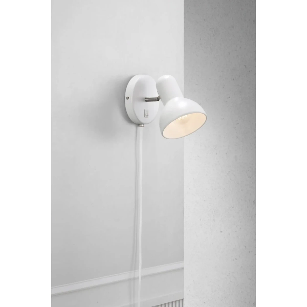 Kinkiet ścienny z włącznikiem Texas 47141001 nad łóżko biały