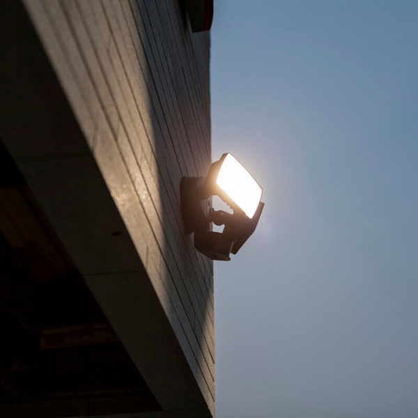 Regulowany naświetlacz CHIMERA 7635415330 LED 21W 5000K IP54 czarny