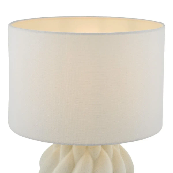 Nocna lampka z abażurem Idonia IDO422 do sypialni tkaninowa biały