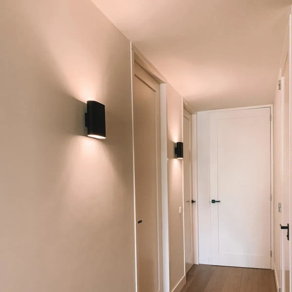 Kinkiet przyścienny OVALIS 12222/02/30 Lucide góra-dół czarny