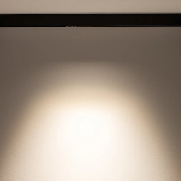 Lampa do szynoprzewodu magnetycznego 10144 LED 9W 3000K czarna