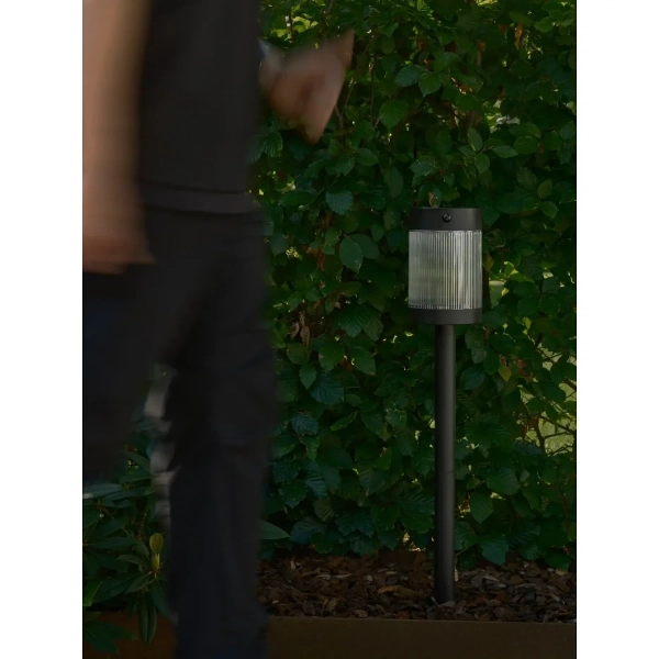 Ogrodowa lampka stojąca tuba Coupar 2518228003 IP44 czarny