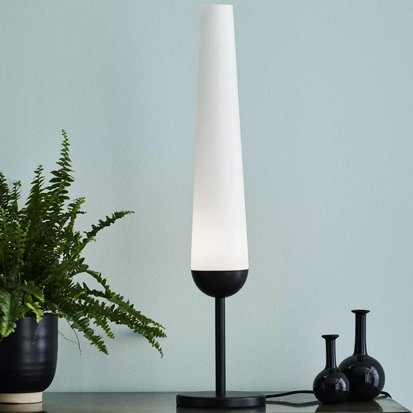 Lampka biurkowa modern BERN 107905 Markslojd szklana tuba biała czarna