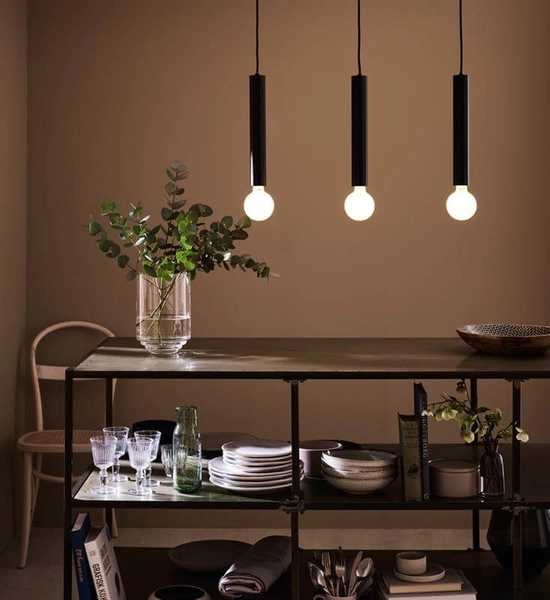 Nowoczesna lampa wisząca Sencillo do salonu tuby czarne