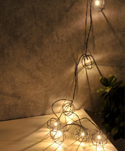 Girlanda ze światełkami do sypialni czarna 10 LED 2,1m ciepła