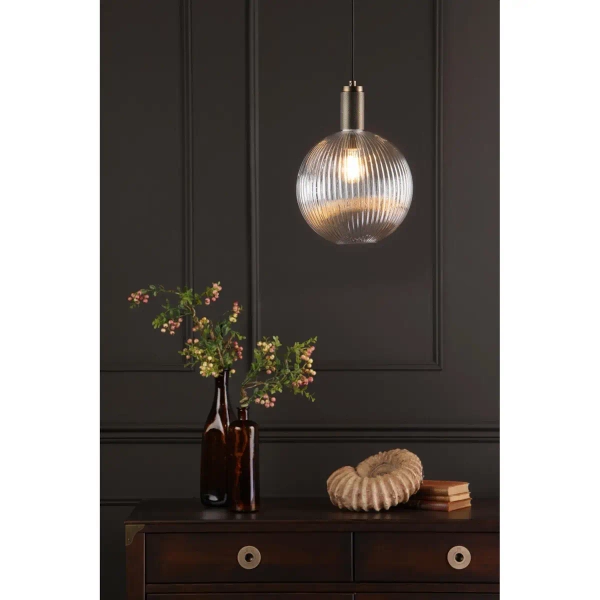 Okrągła zwisająca lampa Nikolas NIK0140-E02 żebrowana szklana mosiądz