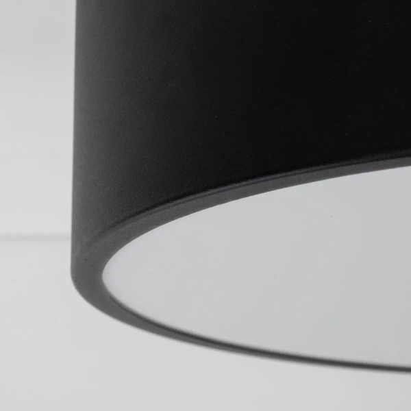 Minimalistyczny plafon tarasowy Livo 10984 okrągły IP54 czarny biały