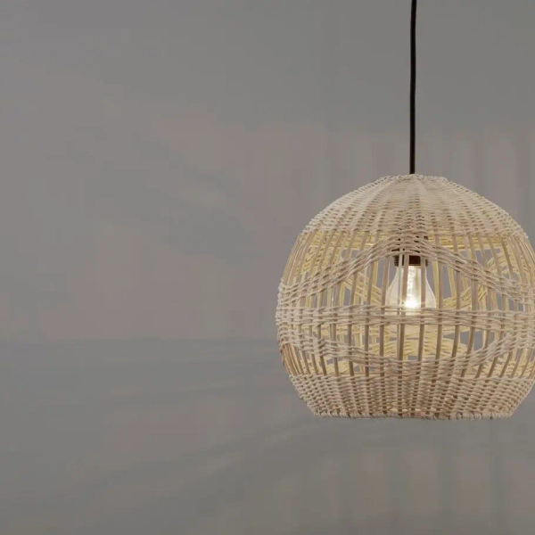 Rattanowa lampa wisząca REYNOSA LE42945 kulista beżowa czarna outlet