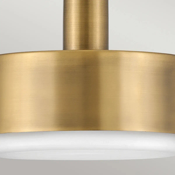 Szklana lampa wisząca Cedric HK-CEDRIC-P-M-BK nad wyspę czarna mosiądz