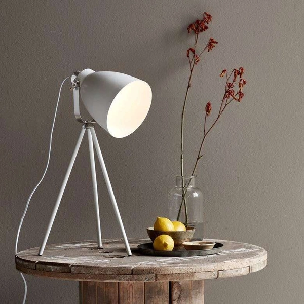 Stojąca LAMPA stołowa LARGO 46655001 Nordlux biurkowa LAMPKA metalowa na trójnogu biała
