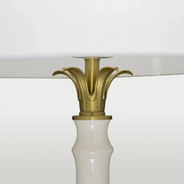 Stołowa lampa Loboc T01019BR-WH dekoracyjna abażur biały mosiądz