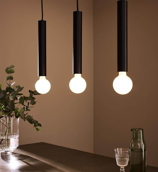 Nowoczesna lampa wisząca Sencillo do salonu tuby czarne