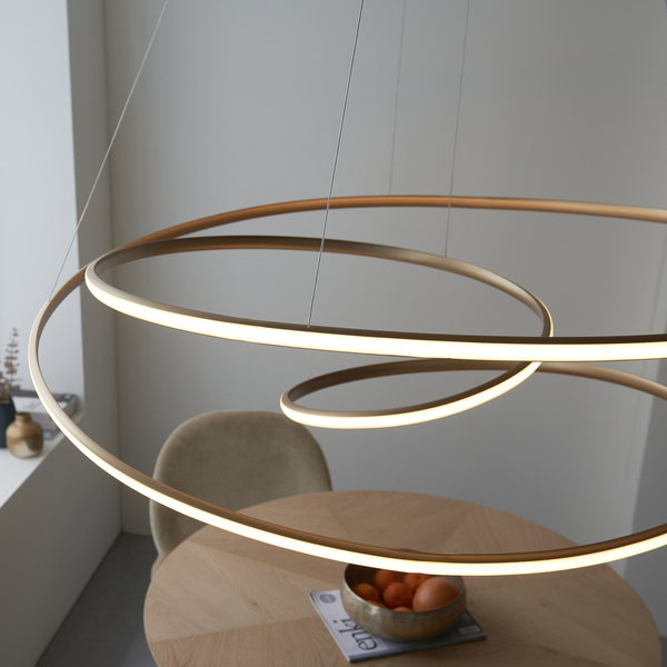 Salonowy żyrandol L&-197645 Light& LED 131W 3000k serpentyna złota