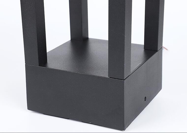 Stojąca lampa zewnętrzna QUBE-GLQ400WW 7W metalowa LED 7W 3000K IP65 czarna