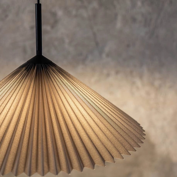 Wisząca lampa do sypialni Plisado 108709 Markslojd materiałowa beżowy