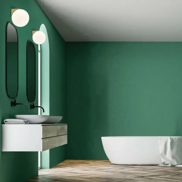 Łazienkowa lampa naścienna 20149 kula okrągła IP44 mosiądz biała