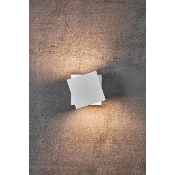 Regulowana lampa ścienna do ogrodu TURN 2019061001 LED 13W 2700K IP54 biała