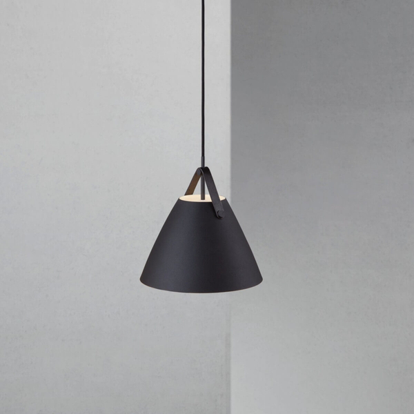 Wisząca lampa nad wyspę Strap 84333003 DFTP metalowa do kuchni czarna