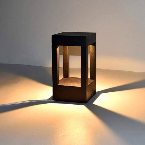 Stojąca lampa ogrodowa QUBE-GLQ200WW 5W metalowa LED 5W 3000K IP65 czarna