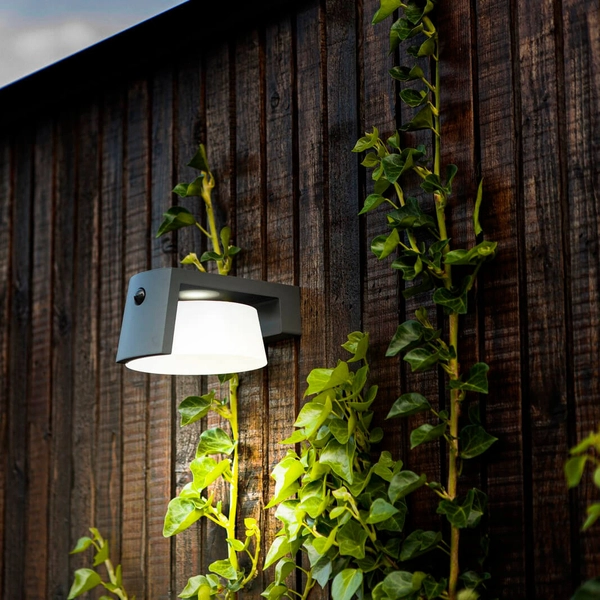 Solarny kinkiet z czujnikiem MOON 6906001118 LED 9,5W 4000K IP44 szary