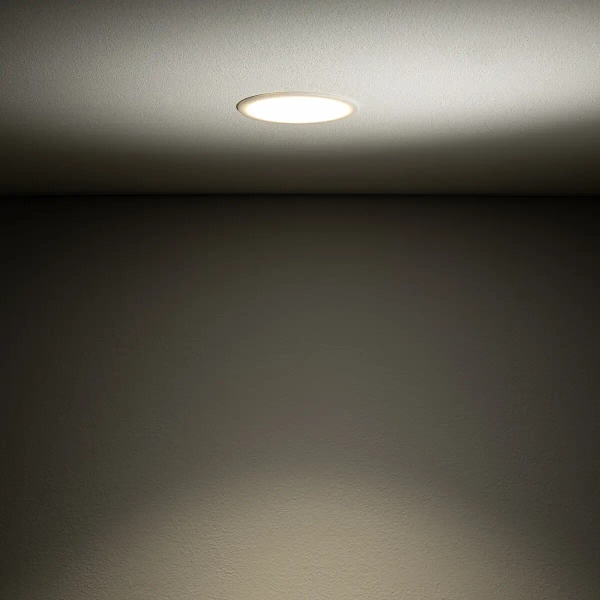 Wpustowe oczko okrągłe CUP 10788 do kuchni białe