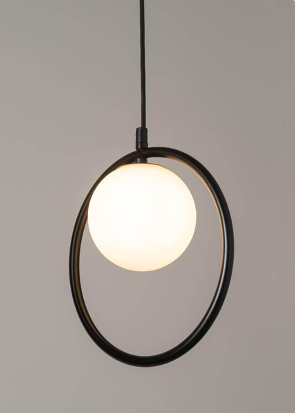 Czarna lampa wisząca Ring nowoczesny zwis szklana kula