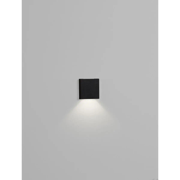 Kwadratowy kinkiet ścienny TENAVIA LE75340 LED 1W 3000K IP67 czarny