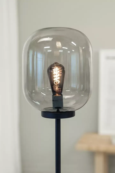 Podłogowa lampa stojąca Bronx czarna do salonu industrialna