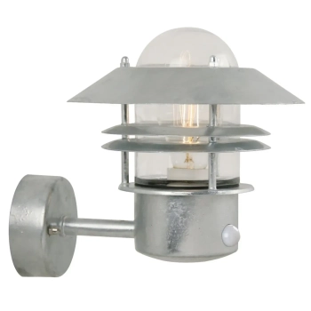 Lampa elewacyjna retro Blokhus 25031031 IP54 z czujnikiem srebrny