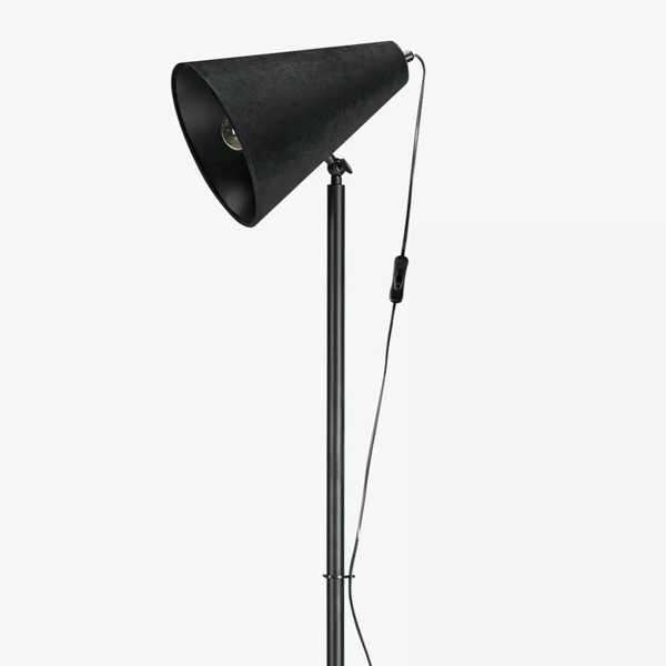 Podłogowa lampa skandynawska CILLA 107929 Markslojd na trójnogu czarna