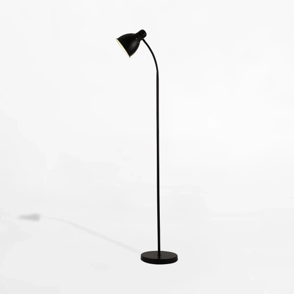 Podłogowa minimalistyczna lampa BOSCA  F4102-BK regulowana czarna