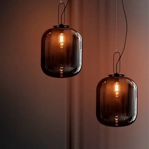 Loftowa lampa wisząca Urena szklana czarna przydymiona