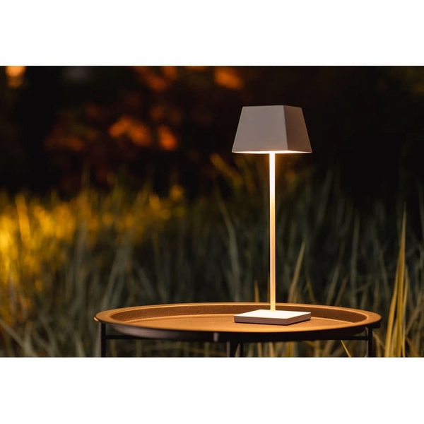 Lampa stołowa z abażurem Mahe 8397 Nowodvorski LED 2,2W 3000K IP54 na USB biała