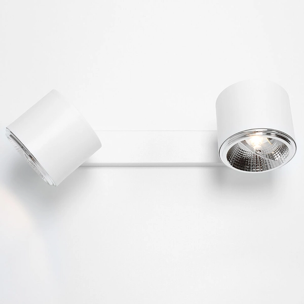 Regulowany naścienny kinkiet Bot 1046D do sypialni tubki białe