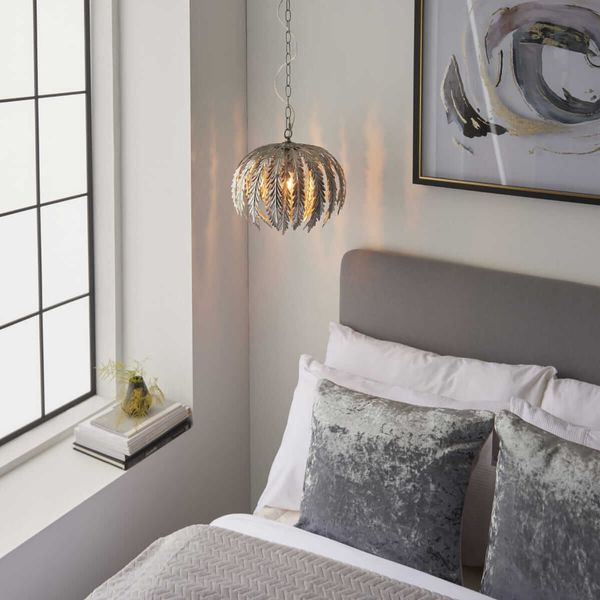 Sypialniana lampa wisząca Delphine 98044 Endon liść złota