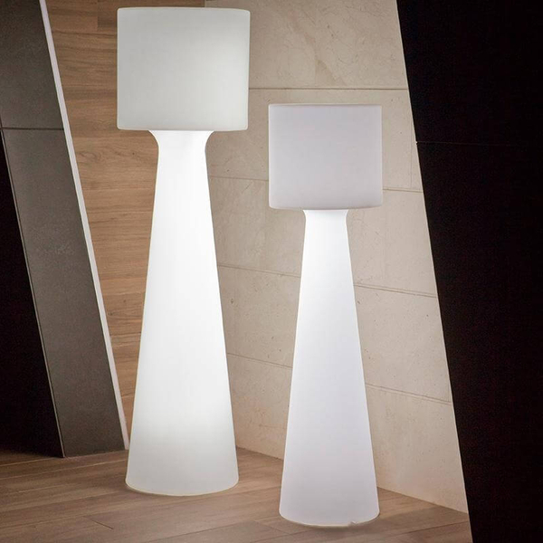 Tarasowa lampa podłogowa Grace LUMGC140WLNW King Home IP54 biała