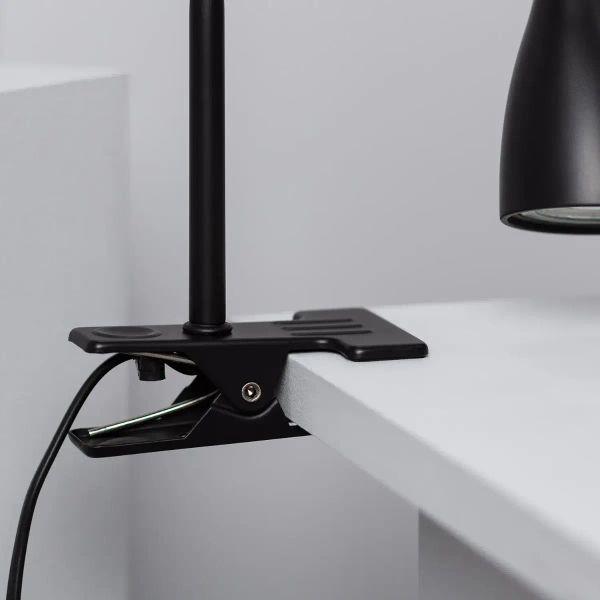 Regulowana lampa biurkowa Libro ABR-KK-C-GU10 Abruzzo z klamrą czarny