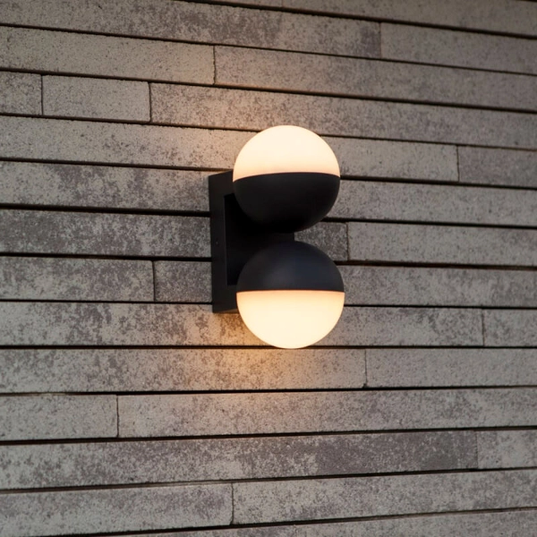 Podwójna lampa zewnętrzna LOOMA 5138003118 LED 7,8W 3000K IP54 biała szara