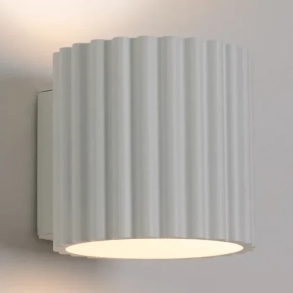 Kinkiet ścienny biały AURA SL.1781 ryfel tuba minimalistyczna