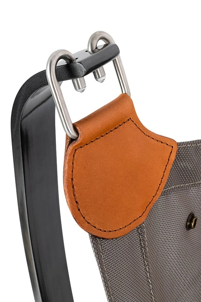 Fotel na stelażu ARNI HIGH XW-01.BLUE z podnóżkiem czarny