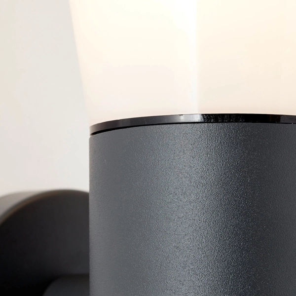 Zewnętrzna lampa ścienna Cliffi 96476/63 IP44 czujnik ruchu antracyt