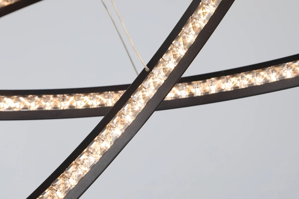 Lampa wisząca glamour Brighton pierścienie LED 55W 3000K czarne