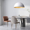 Skandynawska lampa wisząca Sfera okrągła biała złota