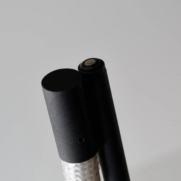 Nowoczesna lampa stojąca wąż led IVY LED 24W 3000K AZ6749 czarna biała