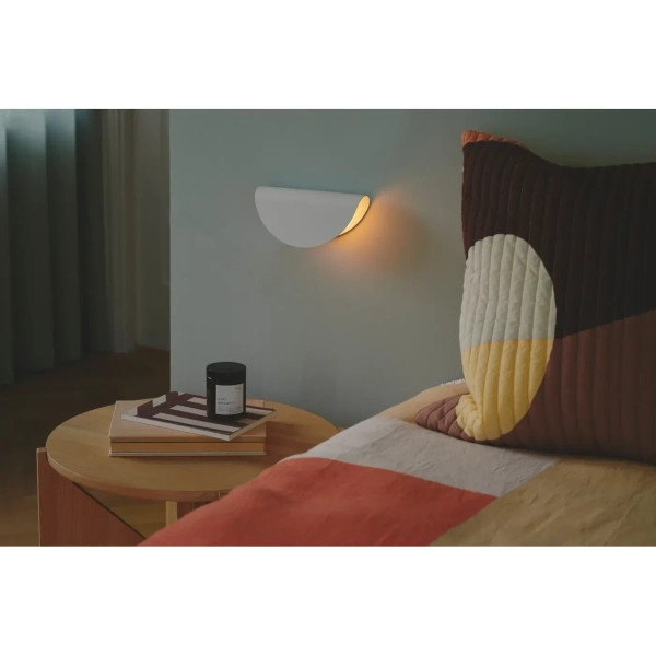 Przyścienna lampa do sypialni Model 2412401001 metalowa biały