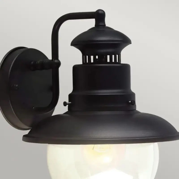 Elewacyjna lampa zewnętrzna Shipton GZH-SHIP2 latarenka IP44 czarna