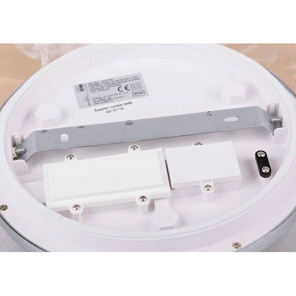 Okrągły plafon do łazienki Pixel 10-67401 LED 12W 3000K IP44 chrom biały