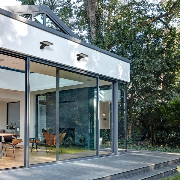 Lampa solarna Milo EKO9154 Ekolight LED 8W 4000K na elewację IP65 czarna