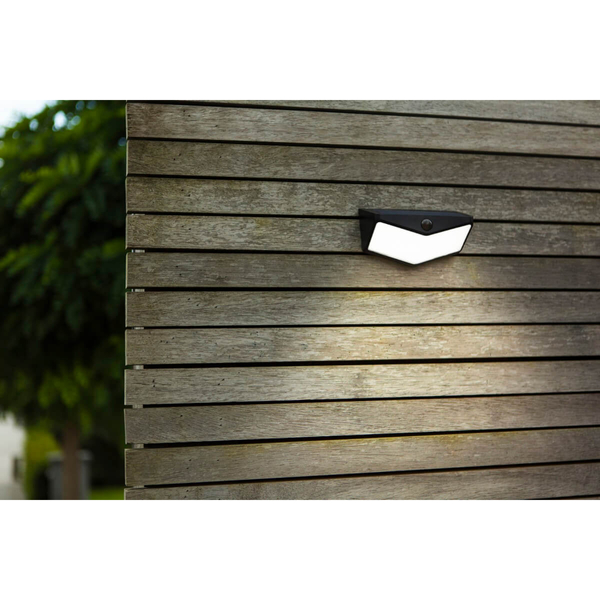 Elewacyjna lampa solarna WINGS 6915101330 LED 3,7W 5000K IP44 czarna